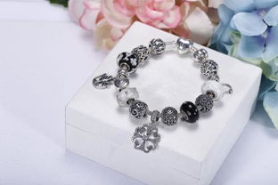 銀飾品 不僅美麗，更益健康——淺談銀手鏈的作用與銷售價值