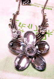 批發零售飾品 3元起批，千款精選，美發飾品全方位供應